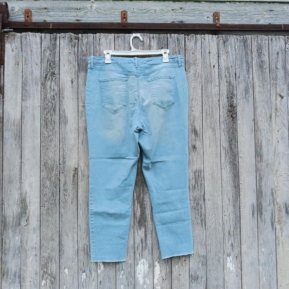 Nine West Gramercy Skinny Crop Jean Womens Size 16 Plus Size Frayed Hem Stretch - Picture 4 of 6